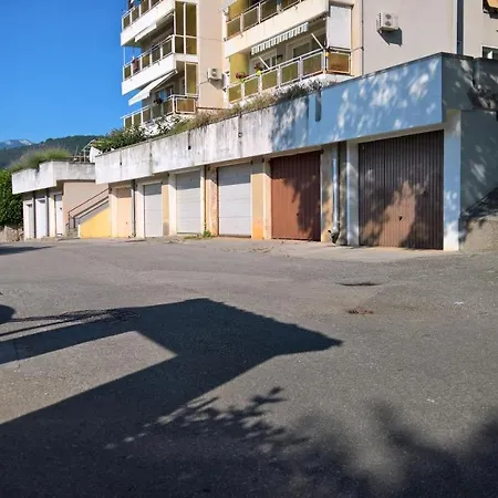 Nives * Опатия